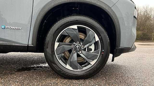 Nissan X-Trail Nissan X-trail Station Wagon 1.5 E-Power E-4orce 213 N-Connecta 5dr Auto