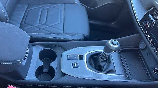 Nissan Qashqai Nissan Qashqai Hatchback 1.3 DiG-T MH 158 N-Design 5dr